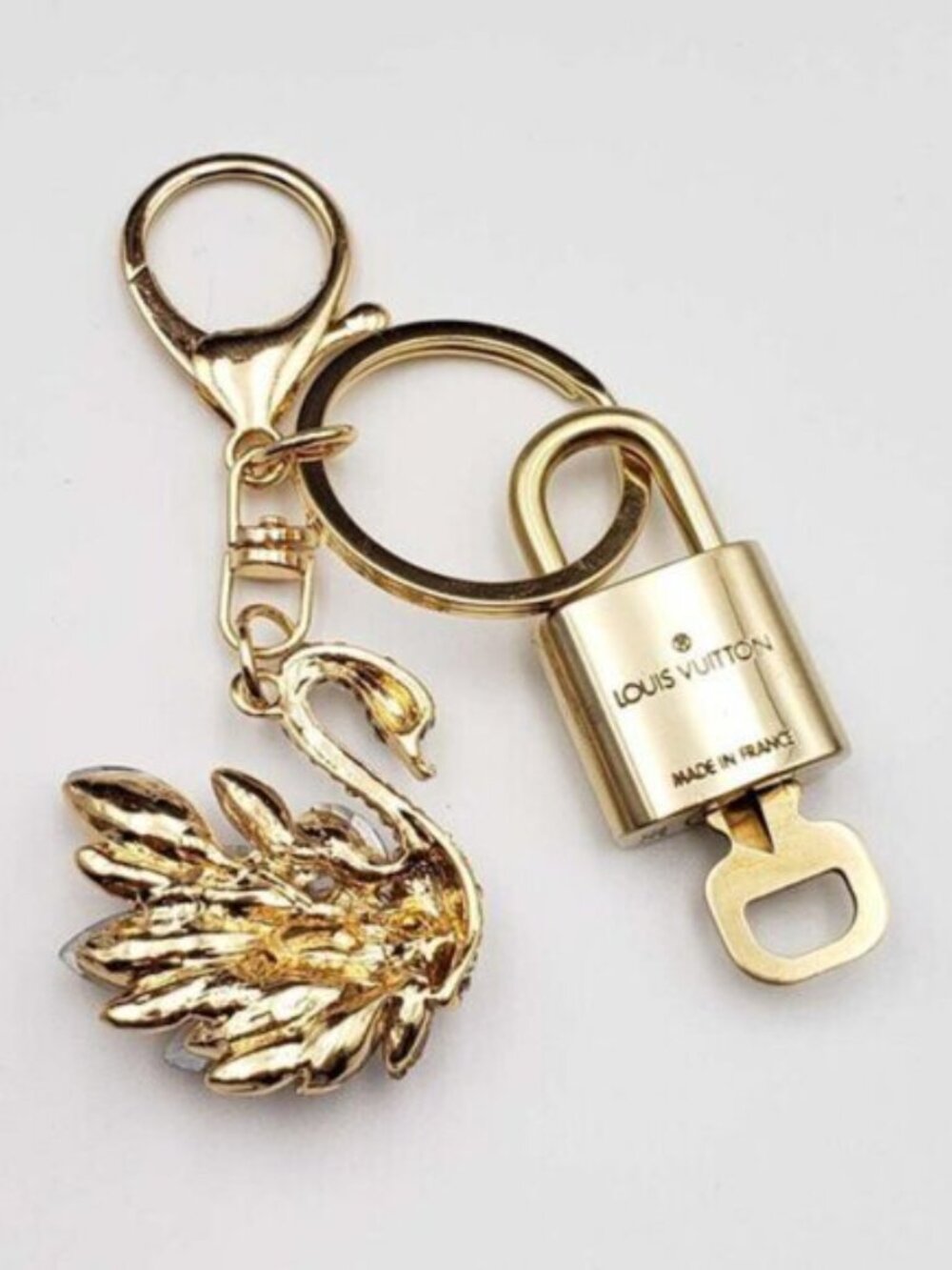 Louis Vuitton Gold Padlock 🔑 Authentic LV Unbranded Swan Keychain Bag Charm - Picture 3 of 8